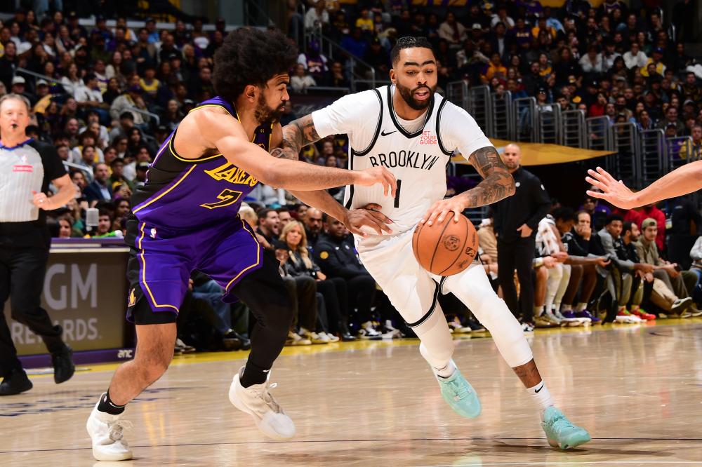 赛场突破的 赛场突破的