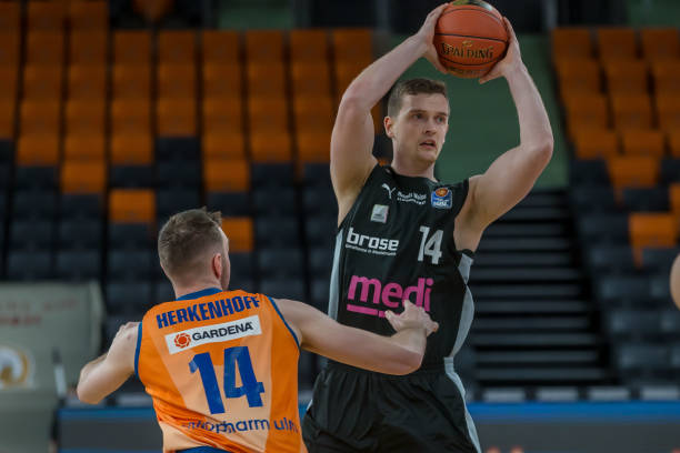 经典对抗 经典对抗