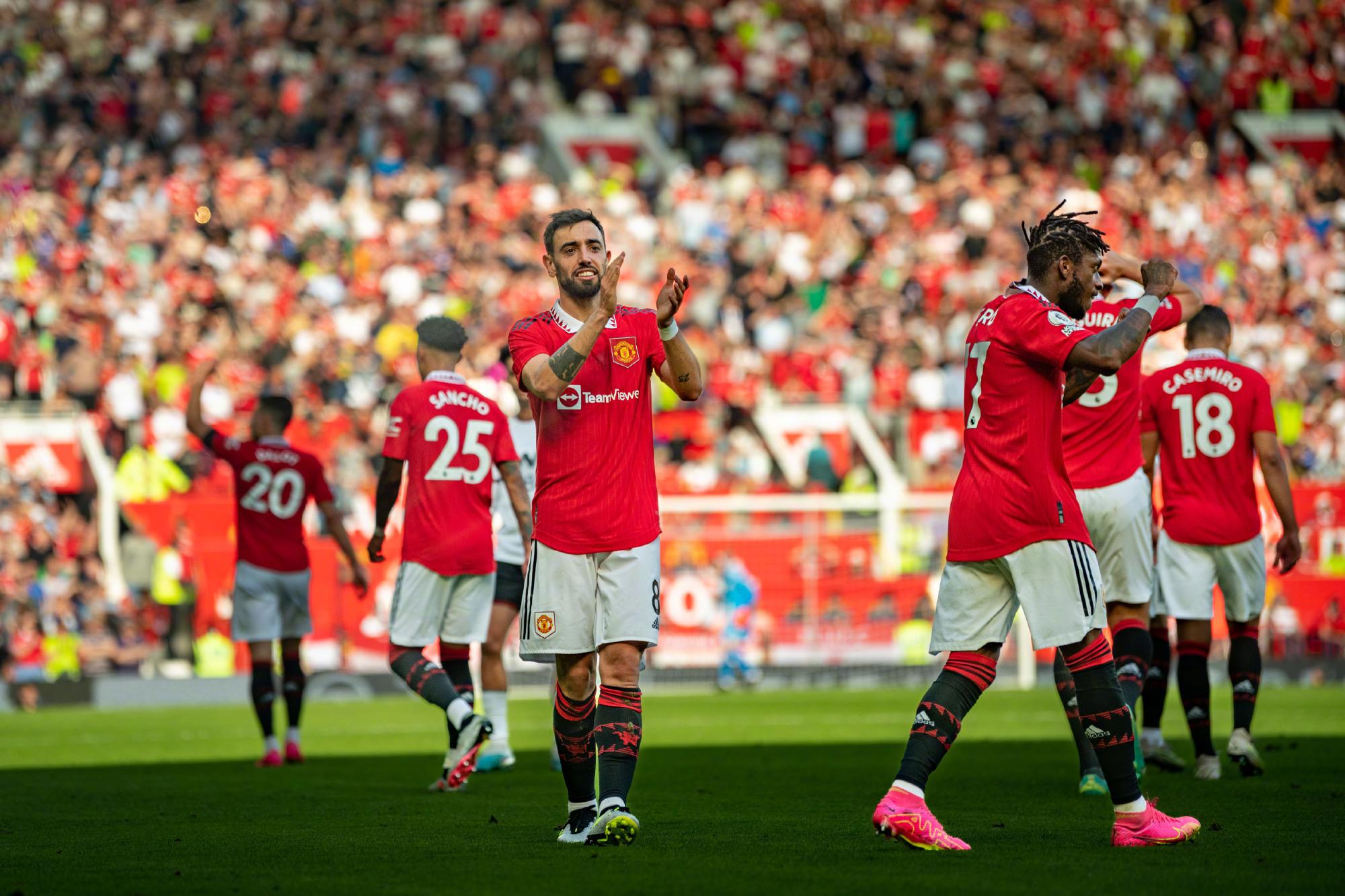 够在中场牢 够在中场牢