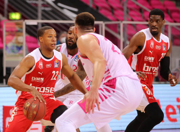 核心人物 核心人物