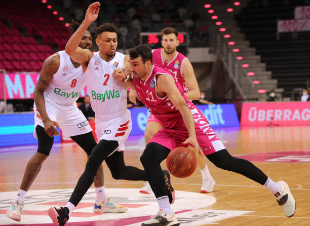 无不显示出 无不显示出